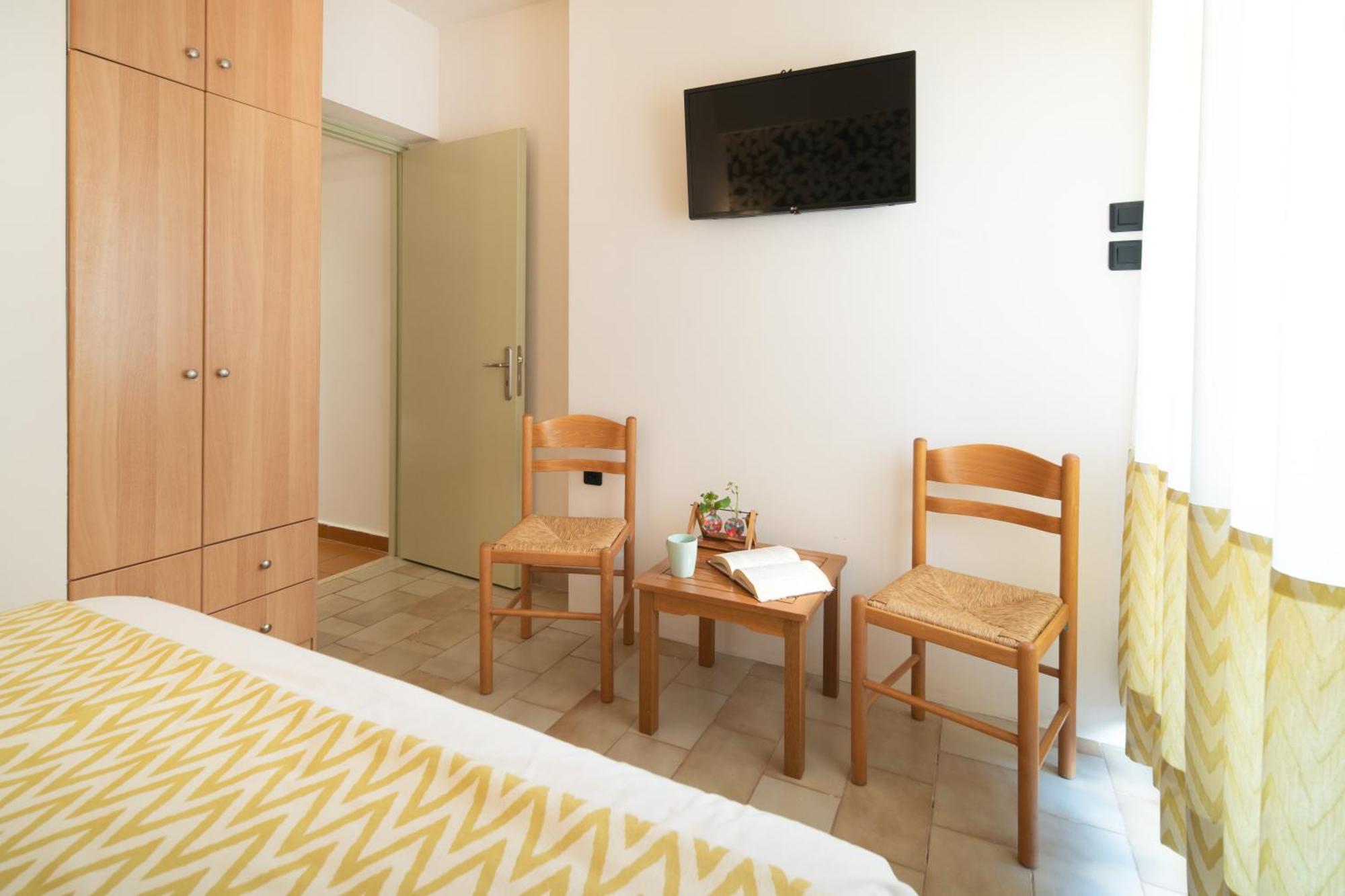 Monemvasia Green Apartments エクステリア 写真