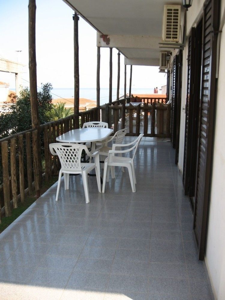 Monemvasia Green Apartments エクステリア 写真
